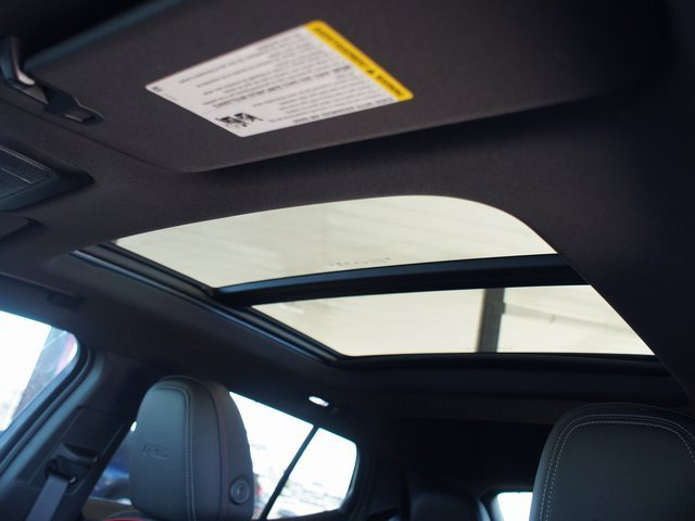 New 2025 Chevrolet Equinox EV RS image 3