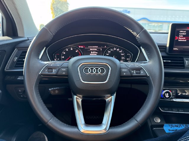Used 2019 Audi Q5 2.0T Premium w/ Convenience Package AWD/4WD image 12