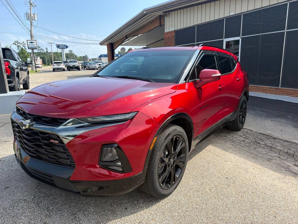 Used 2021 Chevrolet Blazer RS w/ Enhanced Convenience Package FWD image 2