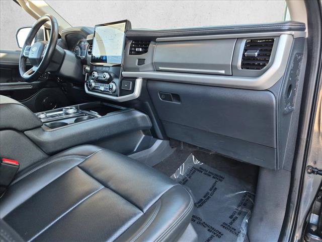Used 2023 Ford Expedition XLT AWD/4WD image 22