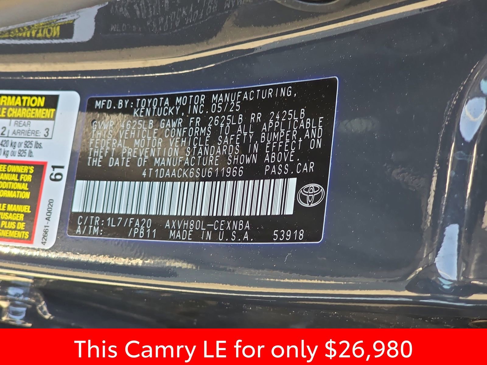 Used 2025 Toyota Camry LE w/ Convenience Package image 40