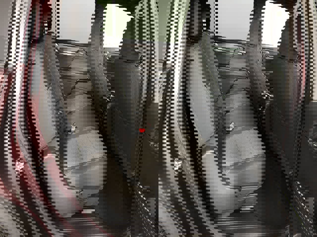 Used 2025 GMC Acadia Elevation image 11