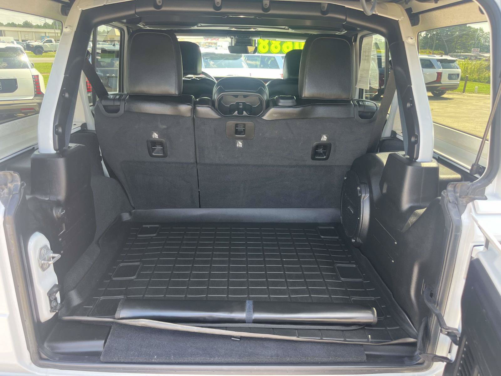 Used 2019 Jeep Wrangler Unlimited Rubicon AWD/4WD image 10