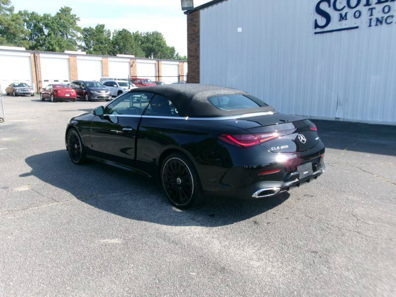 Used 2025 Mercedes-Benz CLE 450 4MATIC Cabriolet w/ Night Package image 8