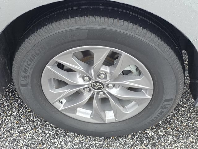 Used 2022 Toyota Sienna XLE FWD image 37