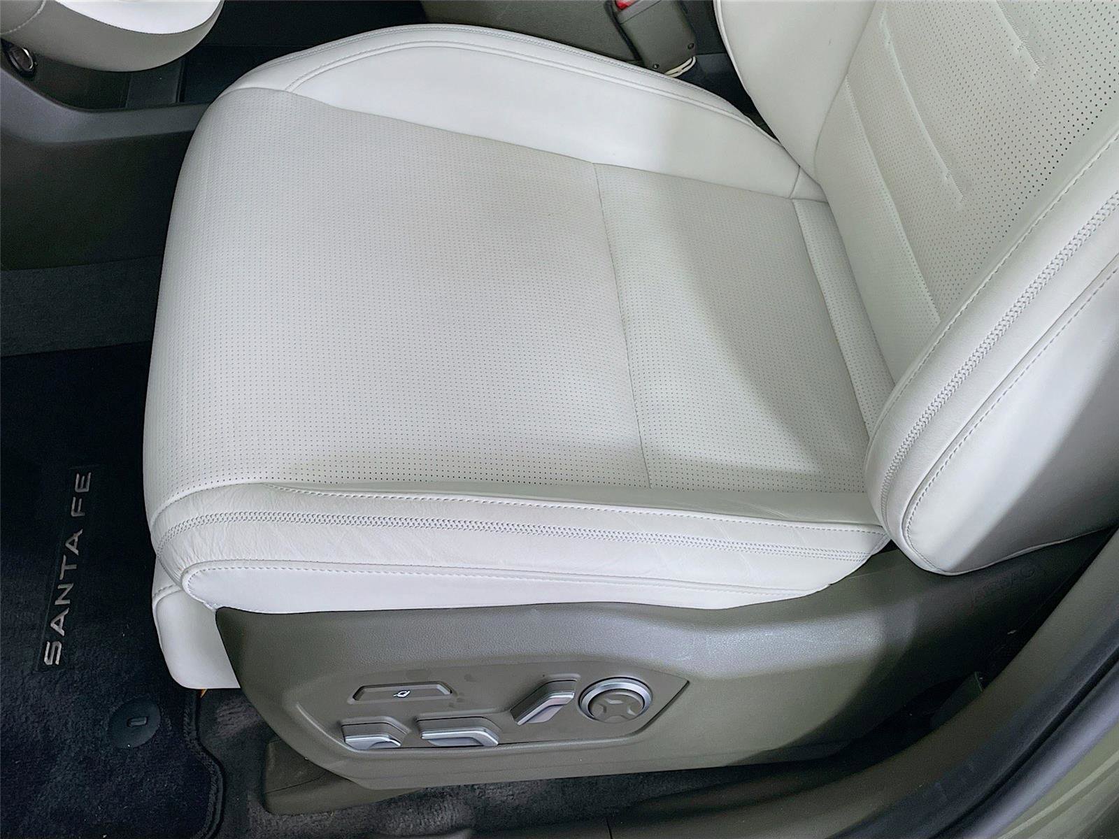 Used 2025 Hyundai Santa Fe Calligraphy image 24