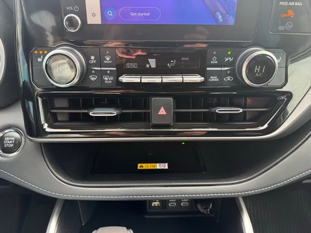 Used 2023 Toyota Highlander XLE image 25