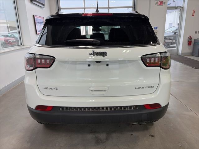 Used 2022 Jeep Compass Limited image 5