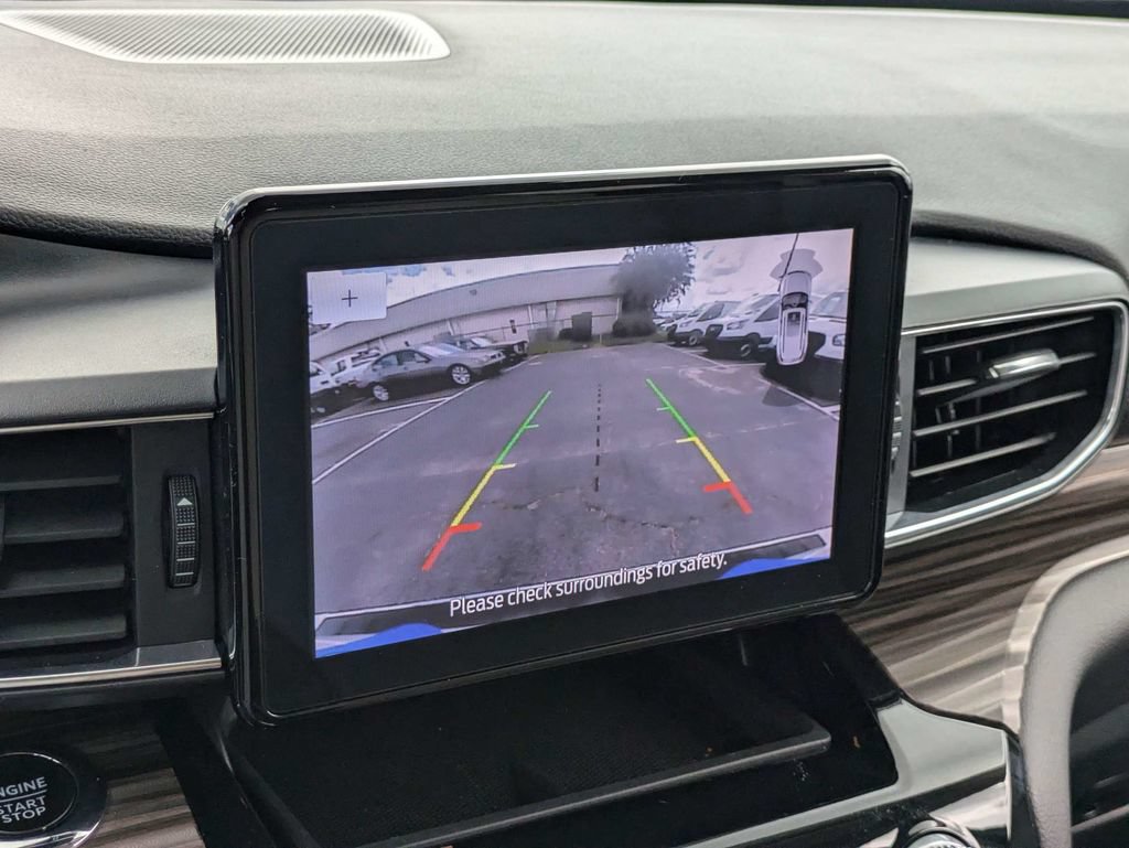 Used 2024 Ford Explorer Limited RWD image 21