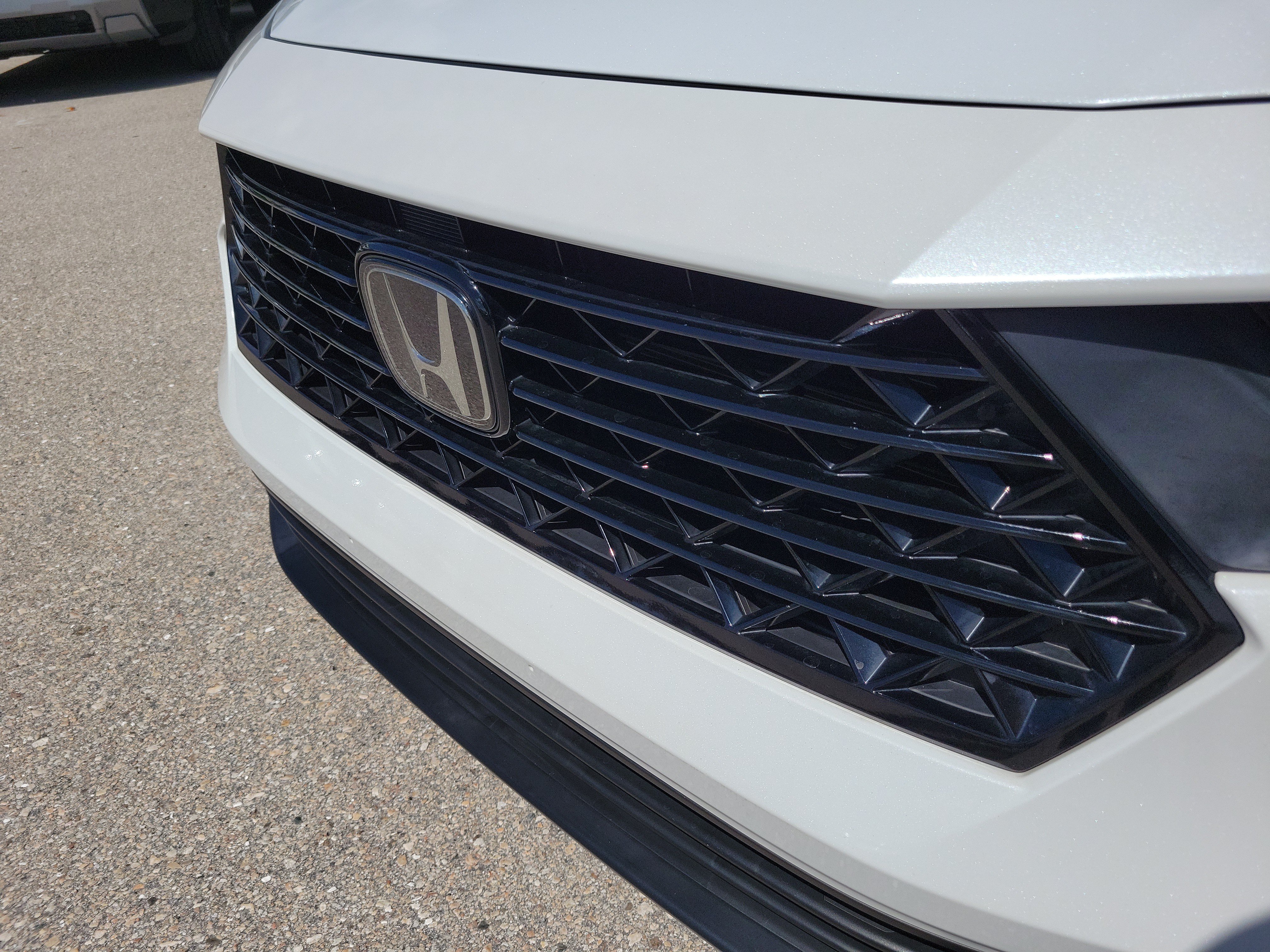 Used 2024 Honda Accord EX image 29