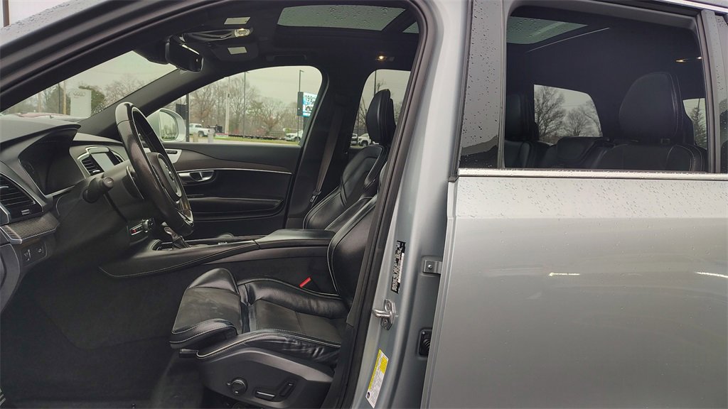 Used 2018 Volvo XC90 T6 R-Design w/ Convenience Package image 28