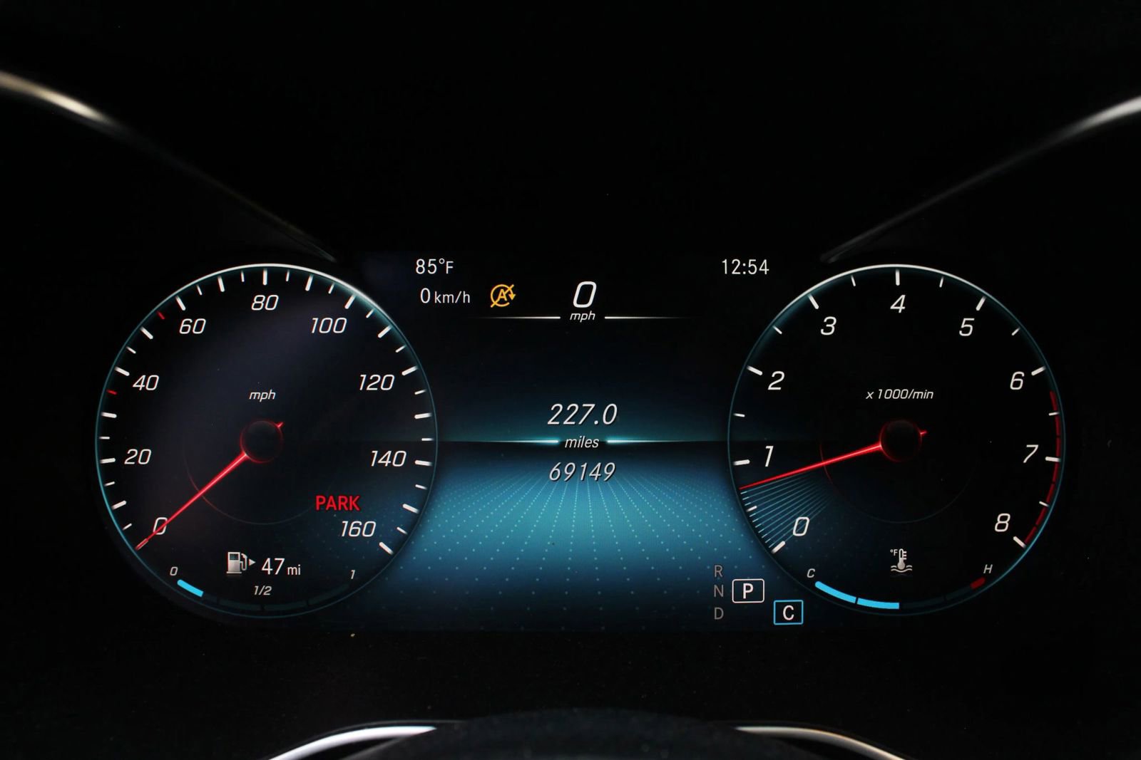 Used 2021 Mercedes-Benz GLC 300 4MATIC image 32