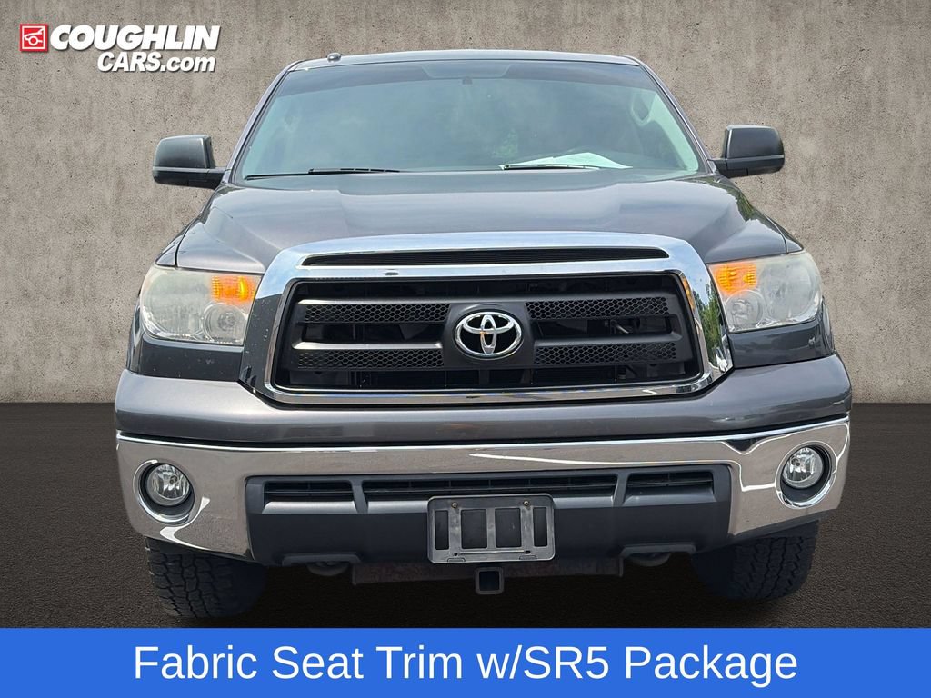 Used 2012 Toyota Tundra 4x4 CrewMax w/ SR5 Pkg image 3
