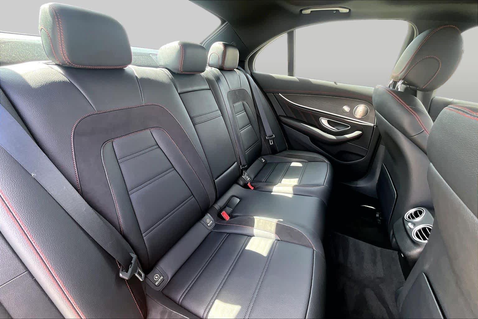 Used 2022 Mercedes-Benz E 53 AMG 4MATIC Sedan image 18