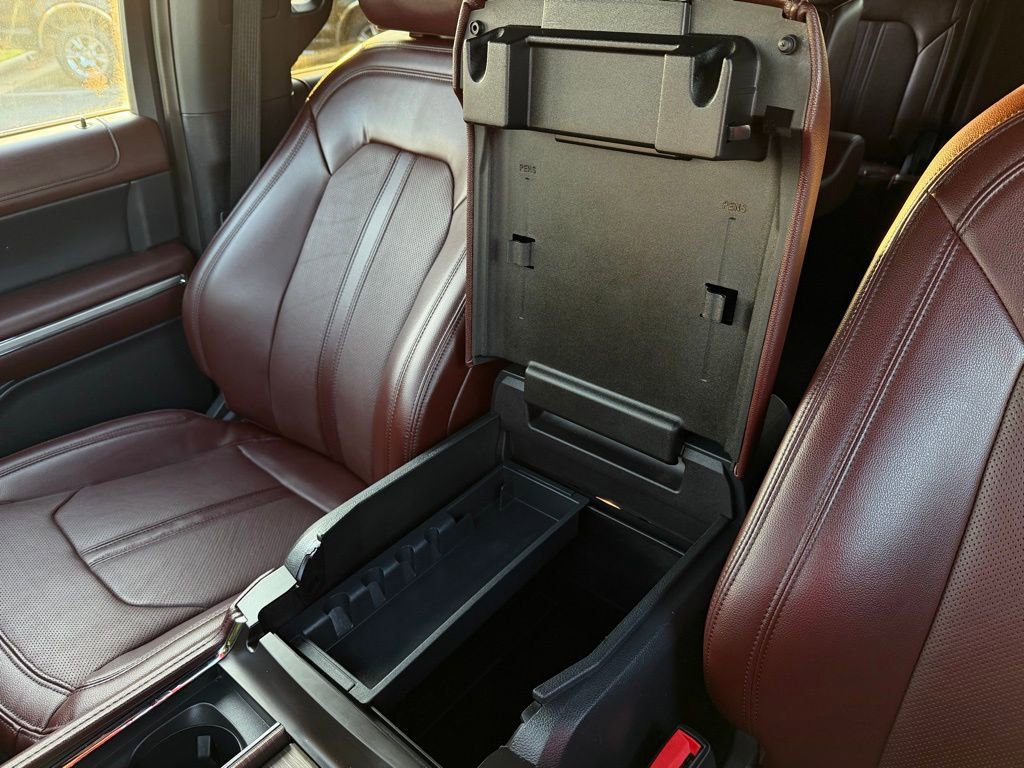 Used 2023 Ford Expedition Limited image 23