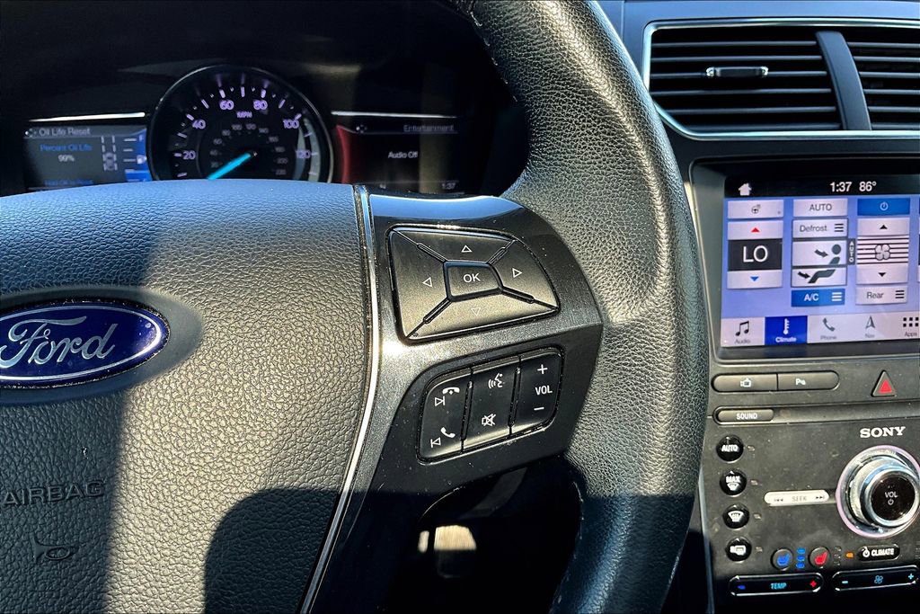 Used 2019 Ford Explorer Limited w/ Ford Safe & Smart Package image 25