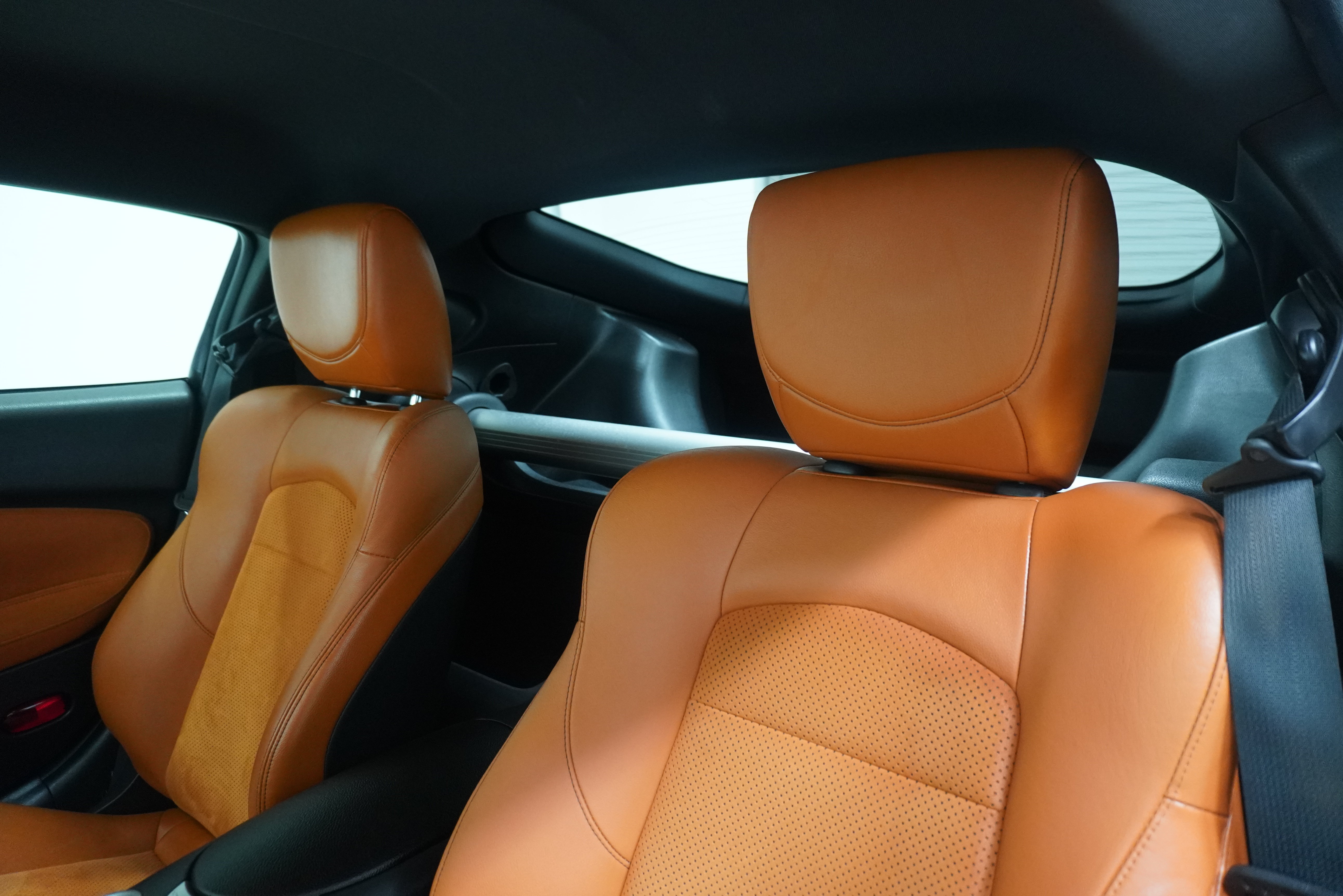Used 2013 Nissan 370Z Touring w/ Sport Pkg RWD image 11
