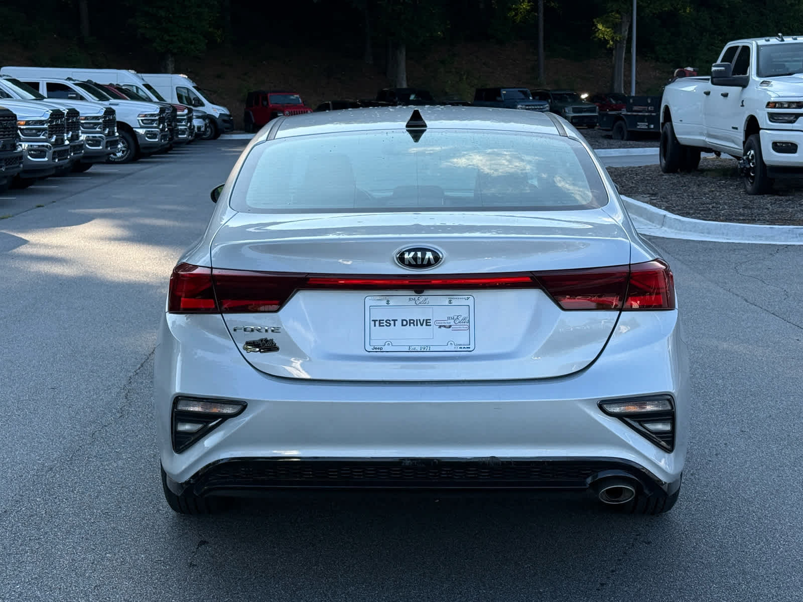 Used 2021 Kia Forte LXS FWD image 4
