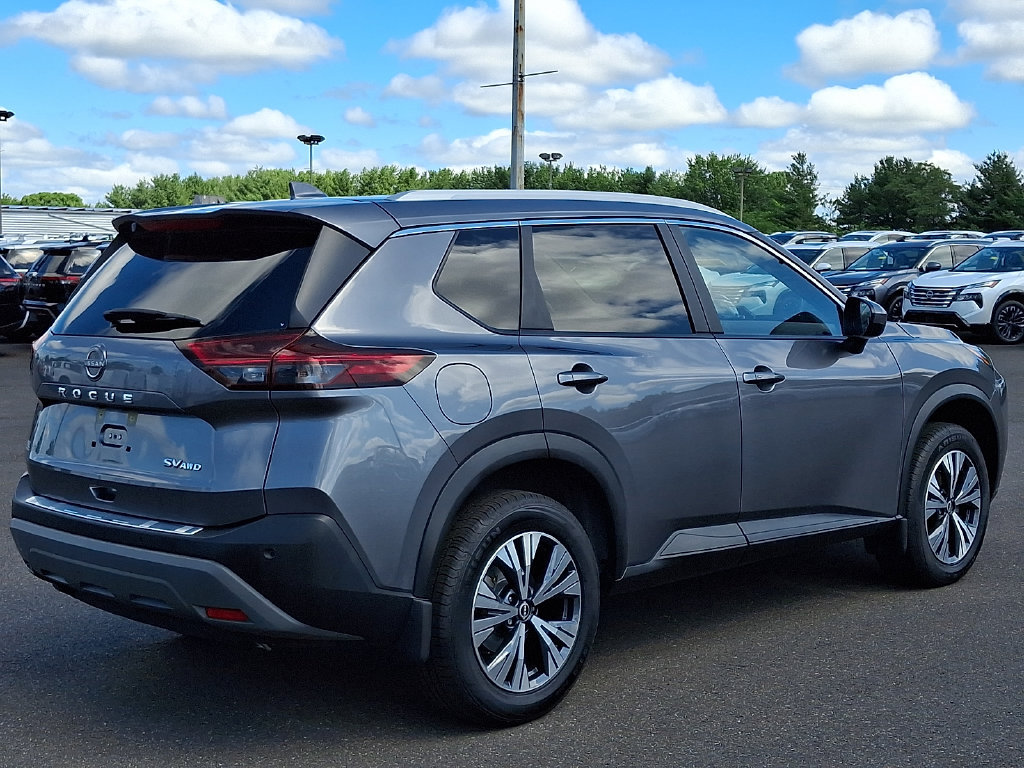 Certified 2023 Nissan Rogue SV w/ SV Premium B Package AWD/4WD image 7