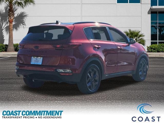Used 2022 Kia Sportage Nightfall Edition FWD image 6