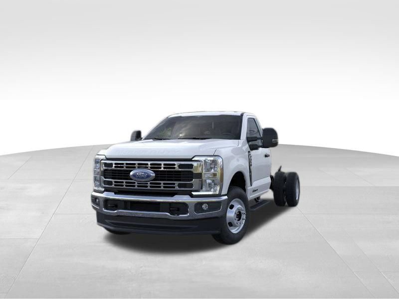 New 2025 Ford F350 XL w/ XL Chrome Package AWD/4WD image 2