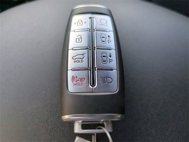 Certified 2025 Genesis GV70 2.5T w/ Sport Prestige Package image 30