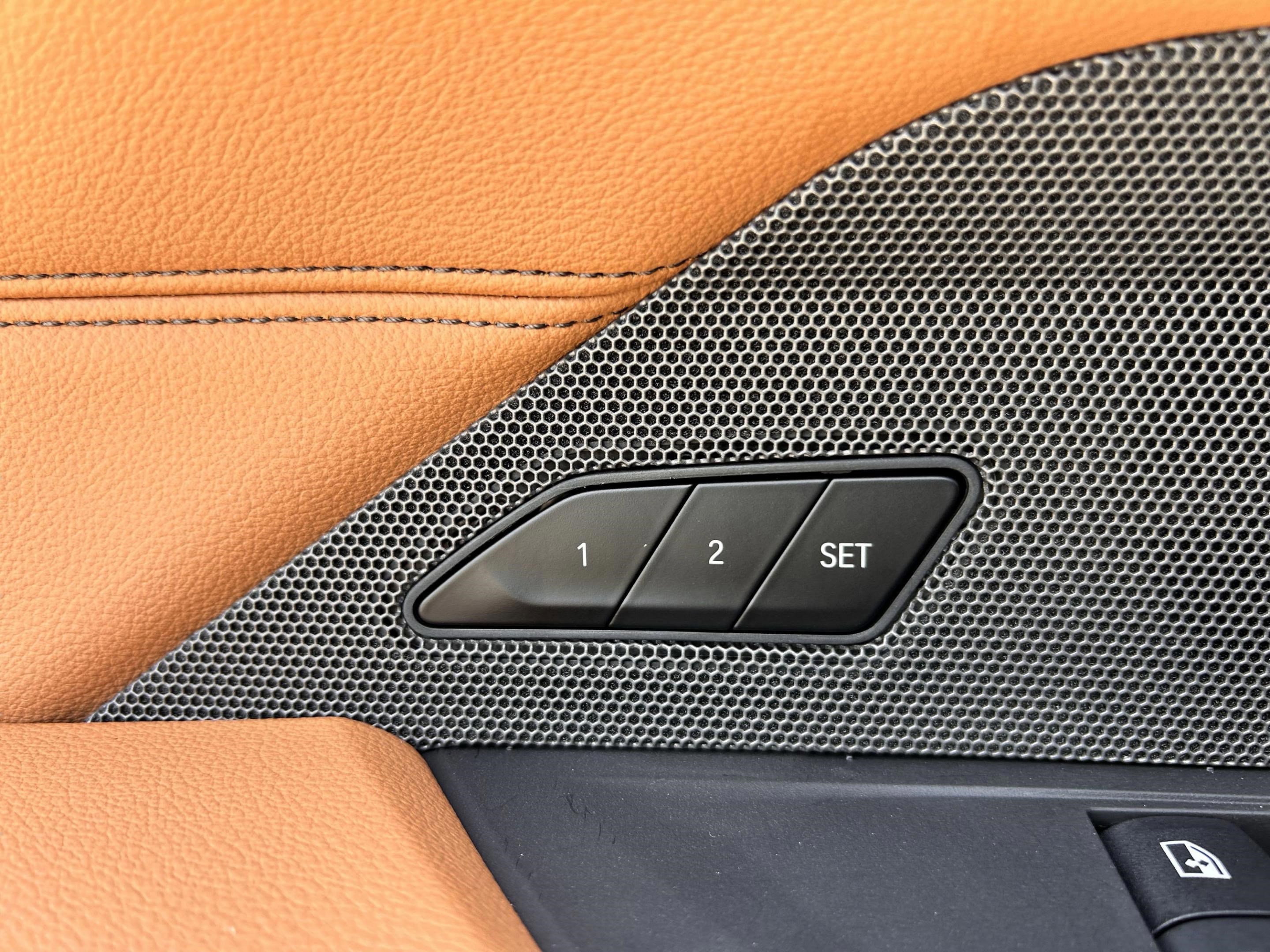 Used 2026 BMW 430i Coupe w/ M Sport Package RWD image 11