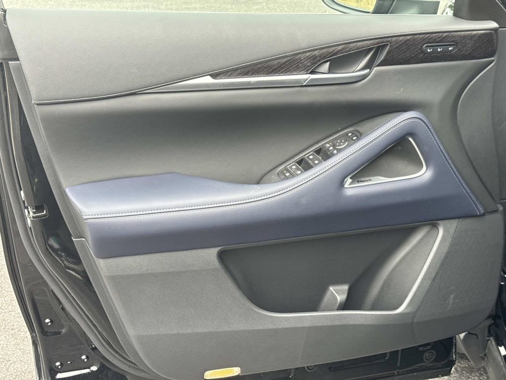 New 2026 INFINITI QX60 Sport w/ Dark Cargo Package image 15