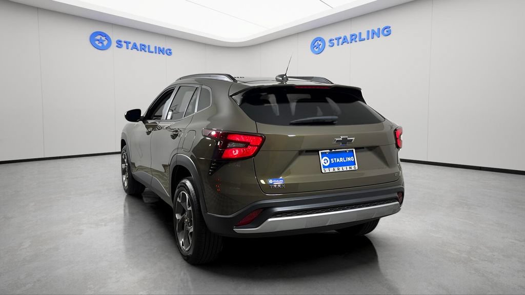 Certified 2024 Chevrolet Trax LT w/ Driver Confidence Package FWD image 15