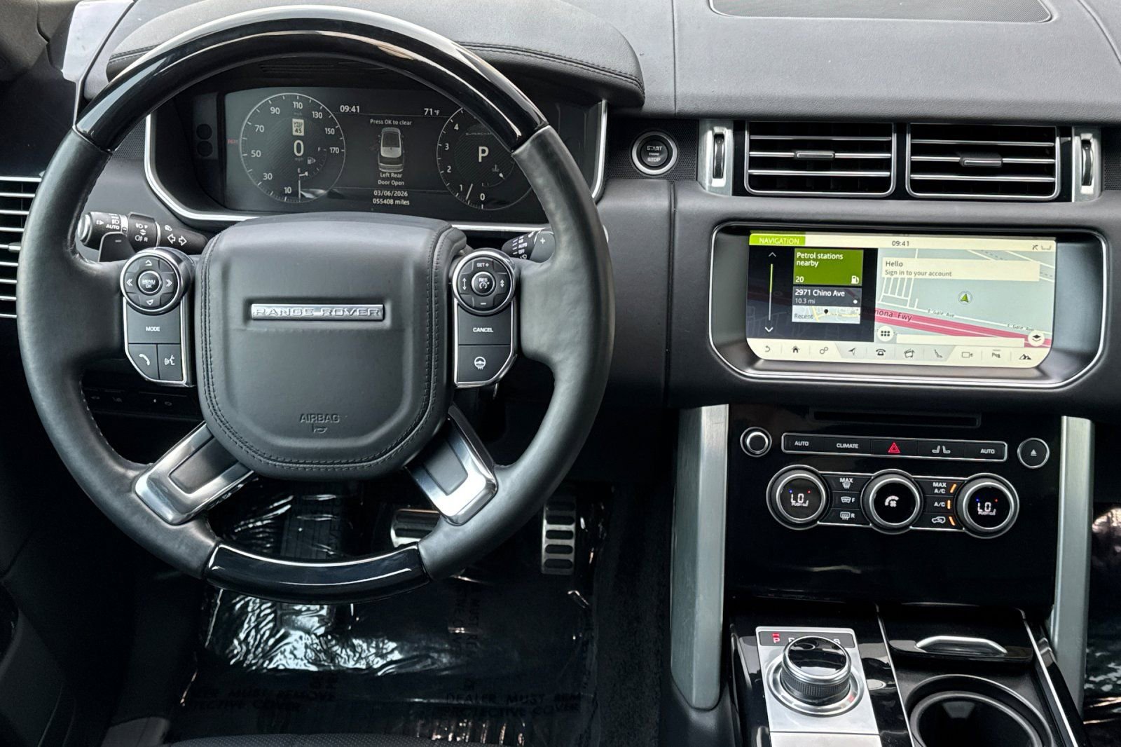 Used 2017 Land Rover Range Rover Supercharged AWD/4WD image 15