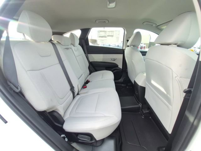 New 2026 Hyundai Tucson SE image 14