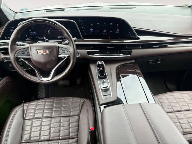 Certified 2024 Cadillac Escalade ESV Premium Luxury Platinum w/ Heavy-Duty Trailer Package AWD/4WD image 10