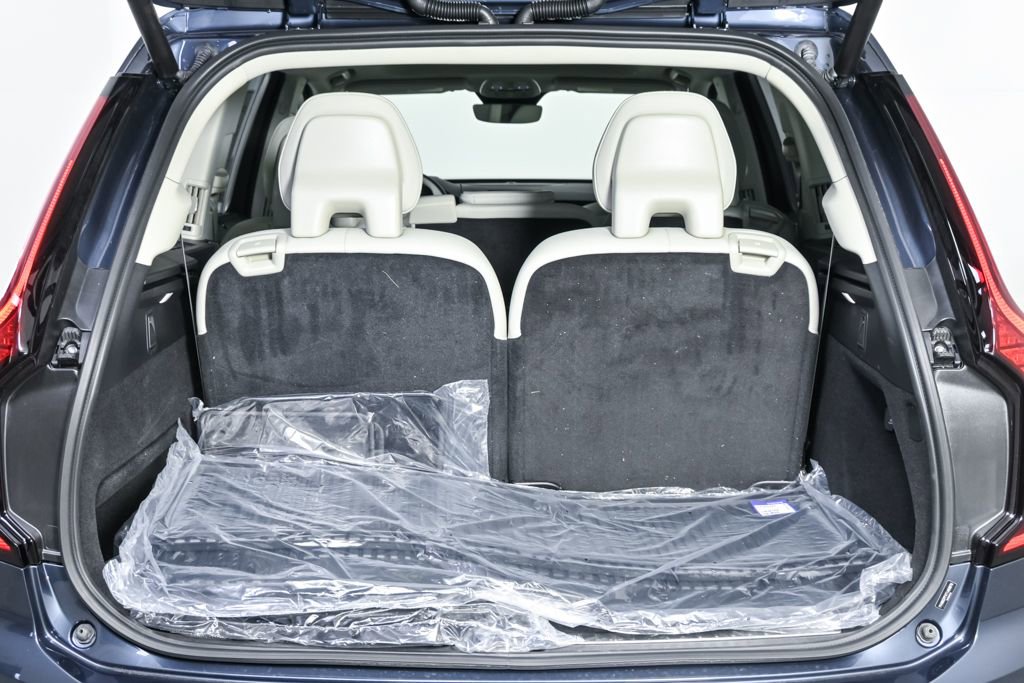 Certified 2026 Volvo XC90 B6 Ultra w/ Protection Package AWD/4WD image 33