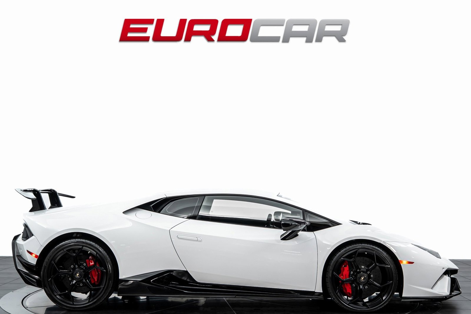 Used 2018 Lamborghini Huracan Performante image 6