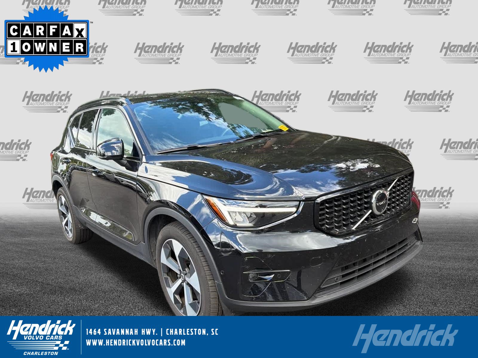 Used 2025 Volvo XC40 B5 Plus