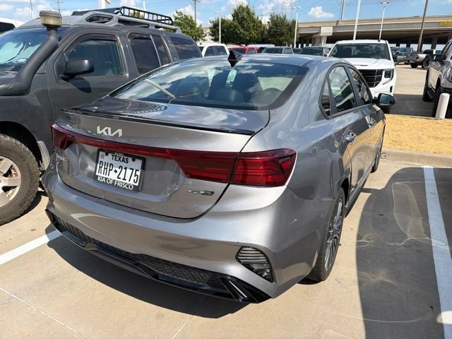 Used 2022 Kia Forte GT-Line FWD image 3