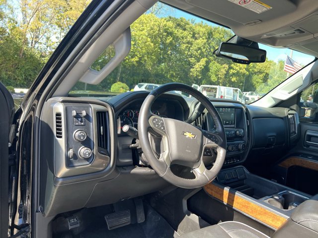 Used 2018 Chevrolet Silverado 2500 High Country w/ Duramax Plus Package AWD/4WD image 10