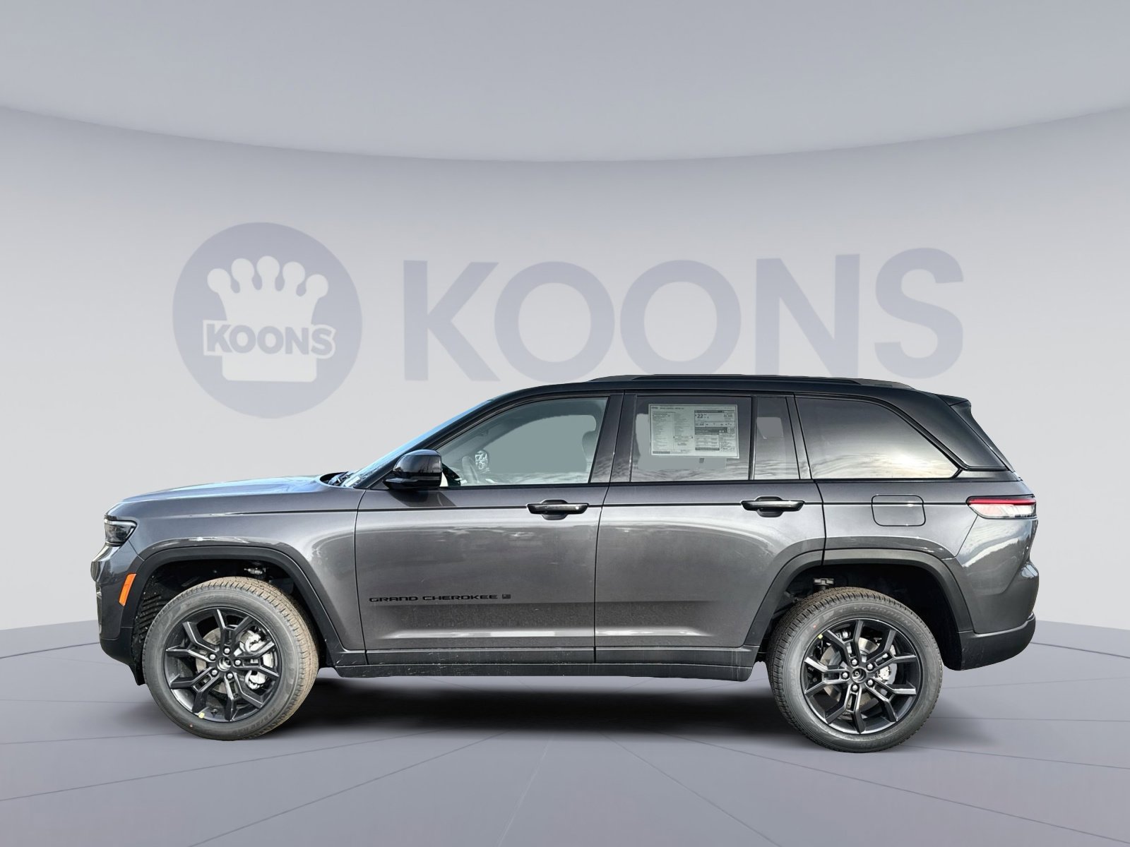 New 2025 Jeep Grand Cherokee Limited image 2