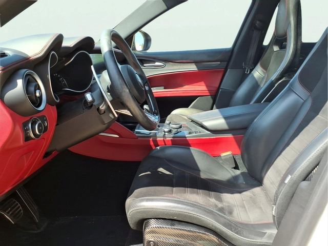 Used 2019 Alfa Romeo Stelvio Quadrifoglio w/ Driver Assist Dynamic Package AWD/4WD image 19