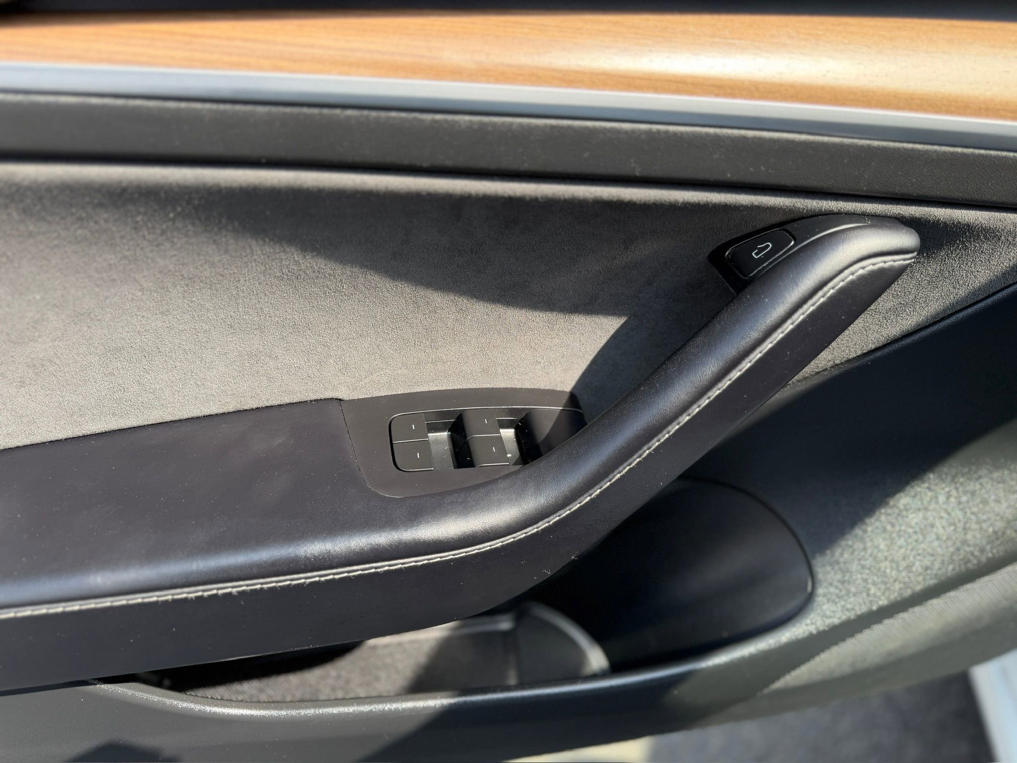 Used 2022 Tesla Model 3 image 17