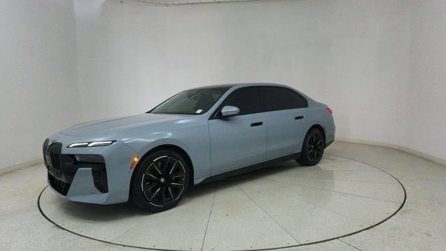 Used 2024 BMW 740i xDrive w/ Premium Package image 72