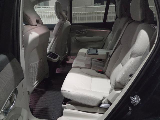 Used 2024 Volvo XC90 B6 Plus w/ Protection Package Premier image 15
