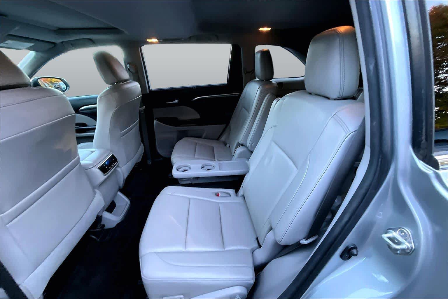 Certified 2018 Toyota Highlander Limited AWD/4WD image 20