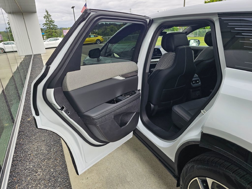 New 2026 Cadillac Optiq Sport 1 AWD/4WD image 15