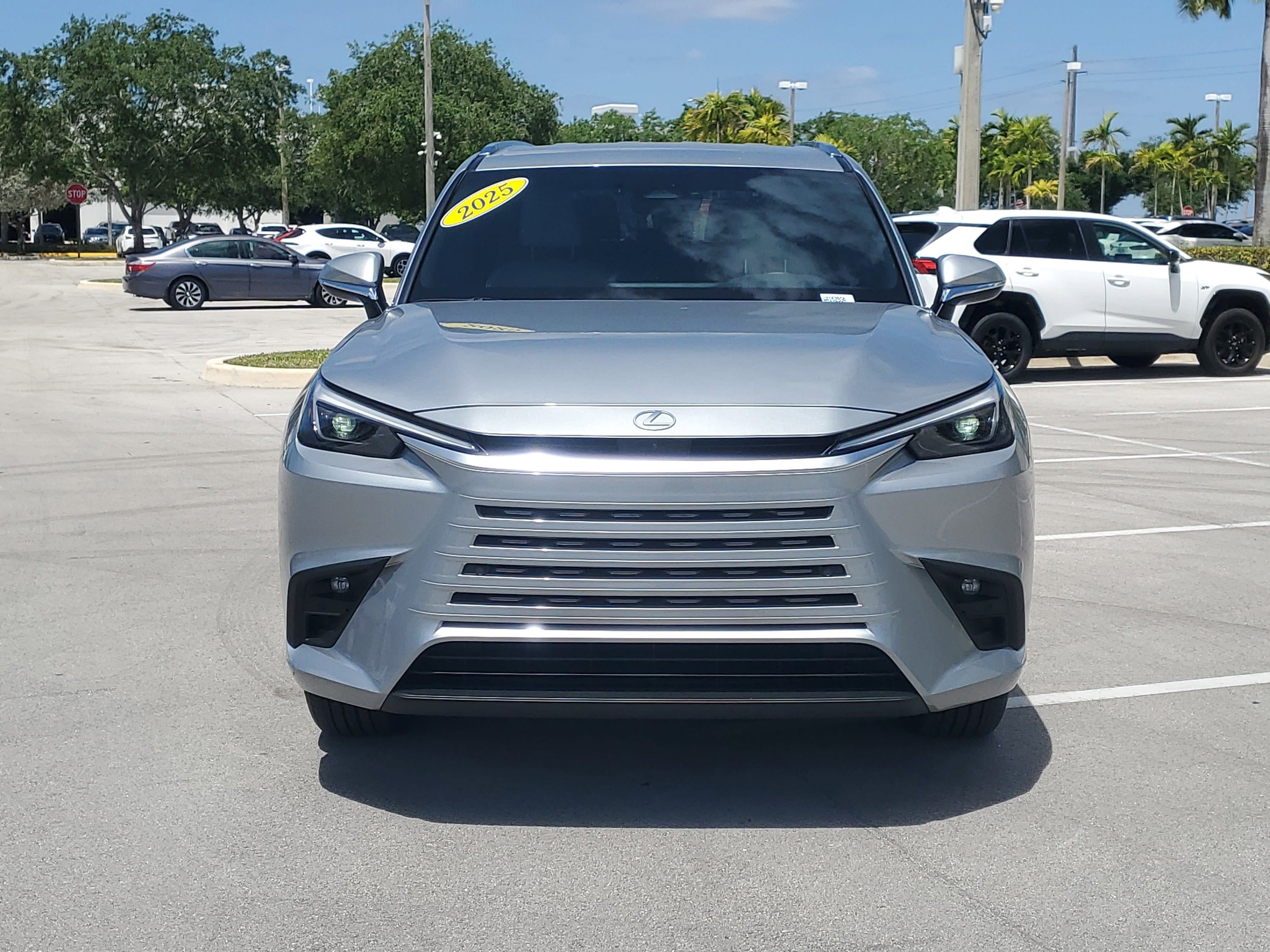 Used 2025 Lexus TX 350 FWD w/ Convenience Package image 8