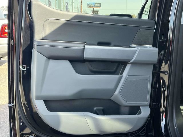 Used 2025 Ford F150 XLT w/ Equipment Group 301A Standard image 16