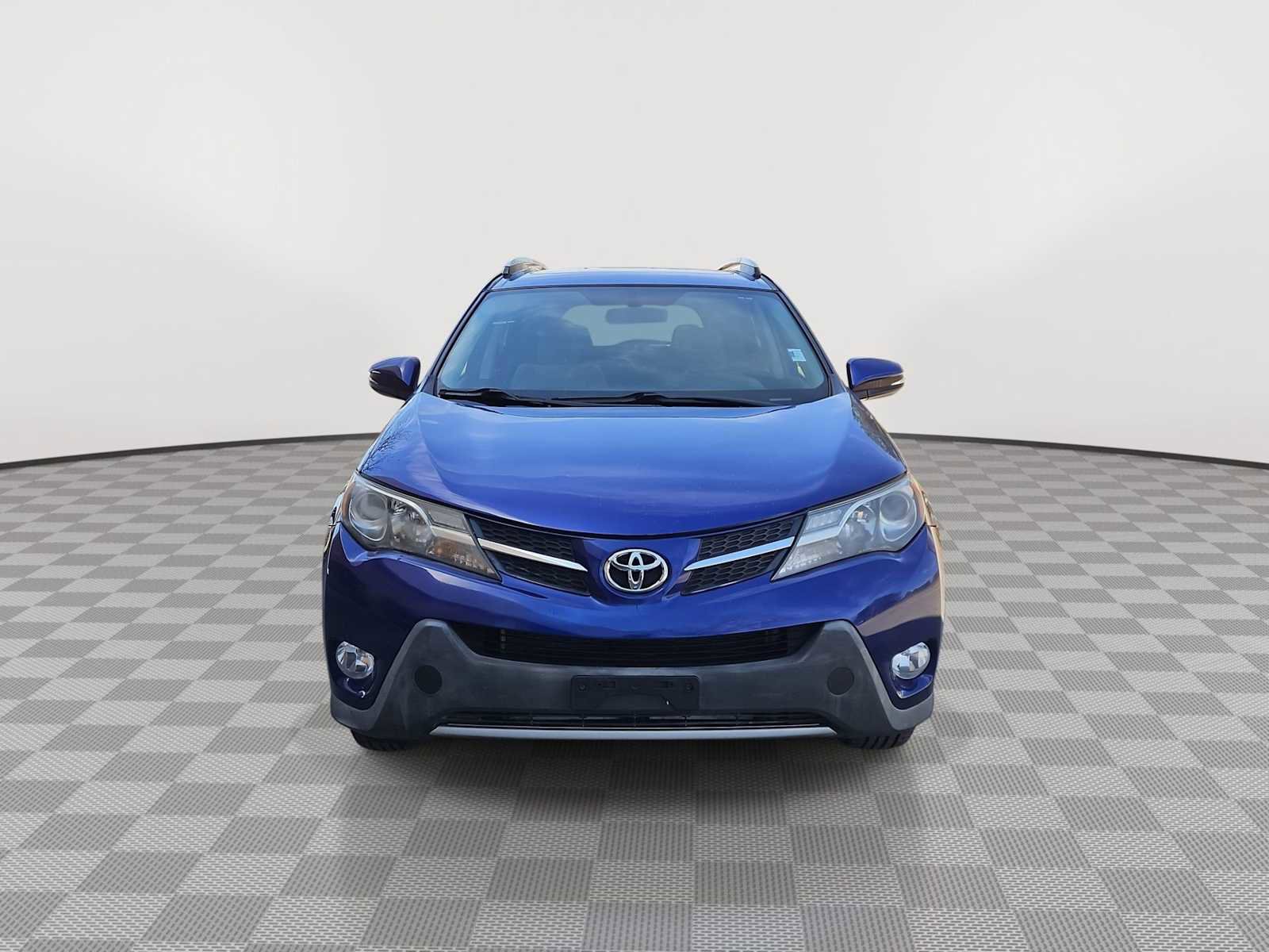 Used 2015 Toyota RAV4 XLE image 3
