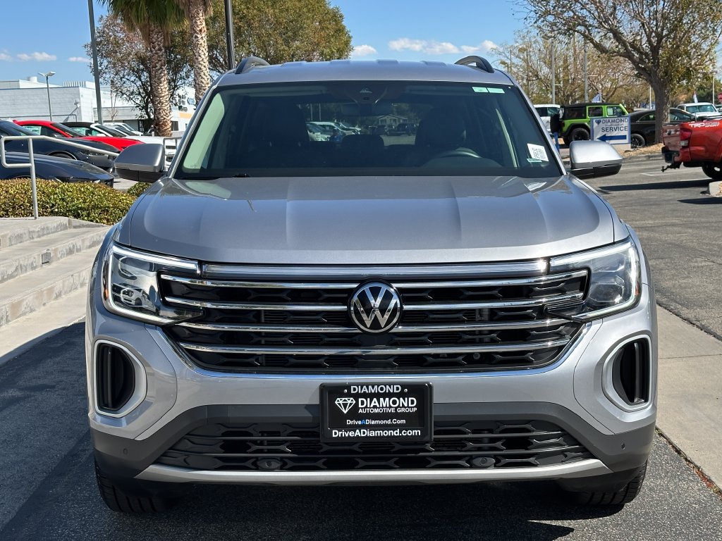 Used 2025 Volkswagen Atlas SE FWD image 12