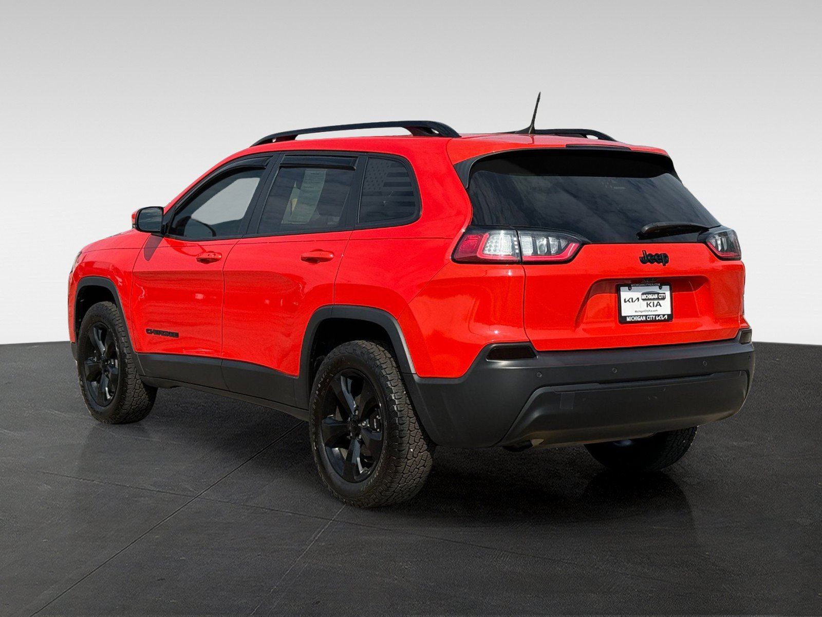 Used 2021 Jeep Cherokee Latitude Plus FWD image 7