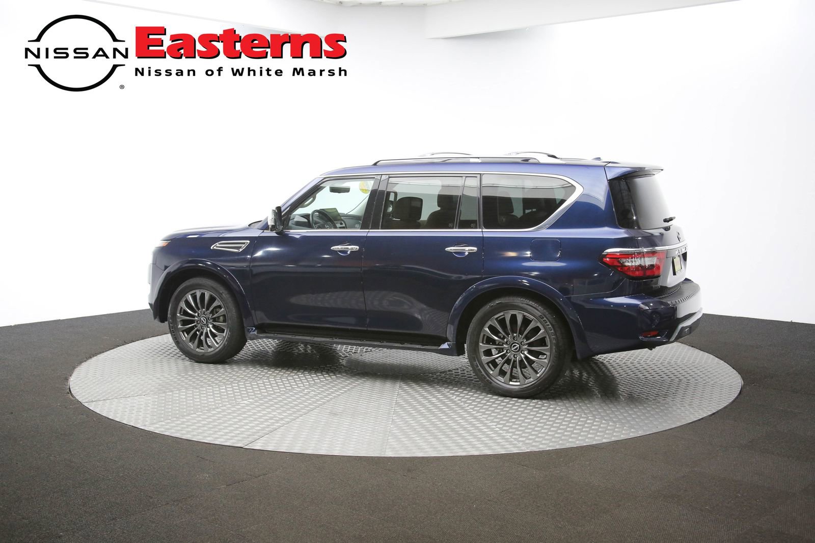 Used 2023 Nissan Armada Platinum w/ Captain's Chairs Package image 65